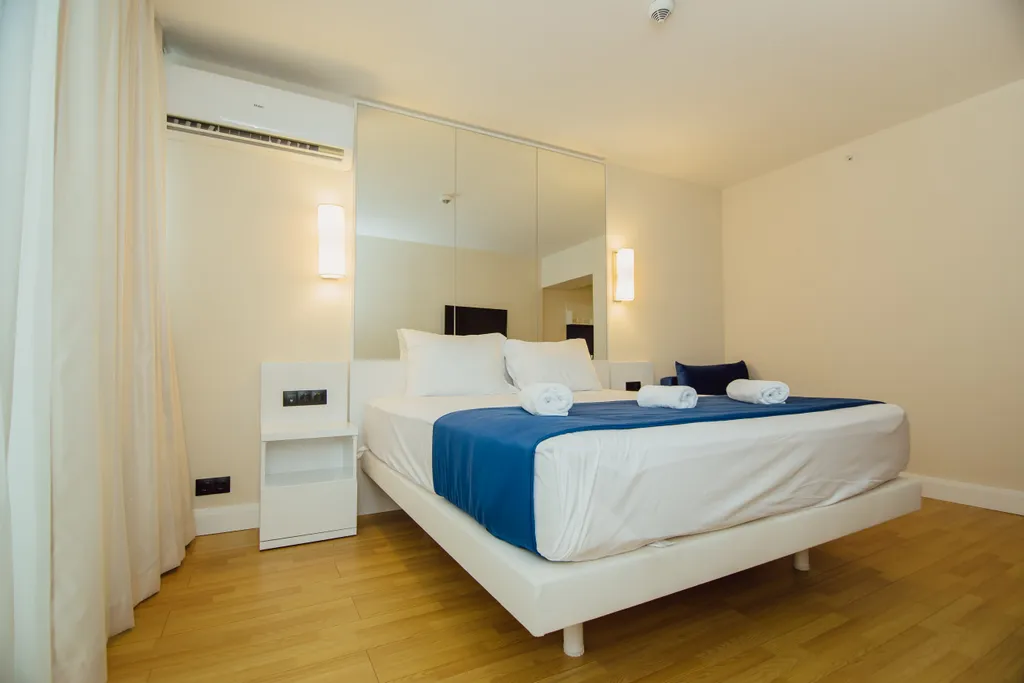 Студия на первой линии