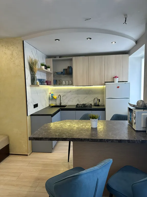 Апартаменты в центре 5 минут до жд вокзала