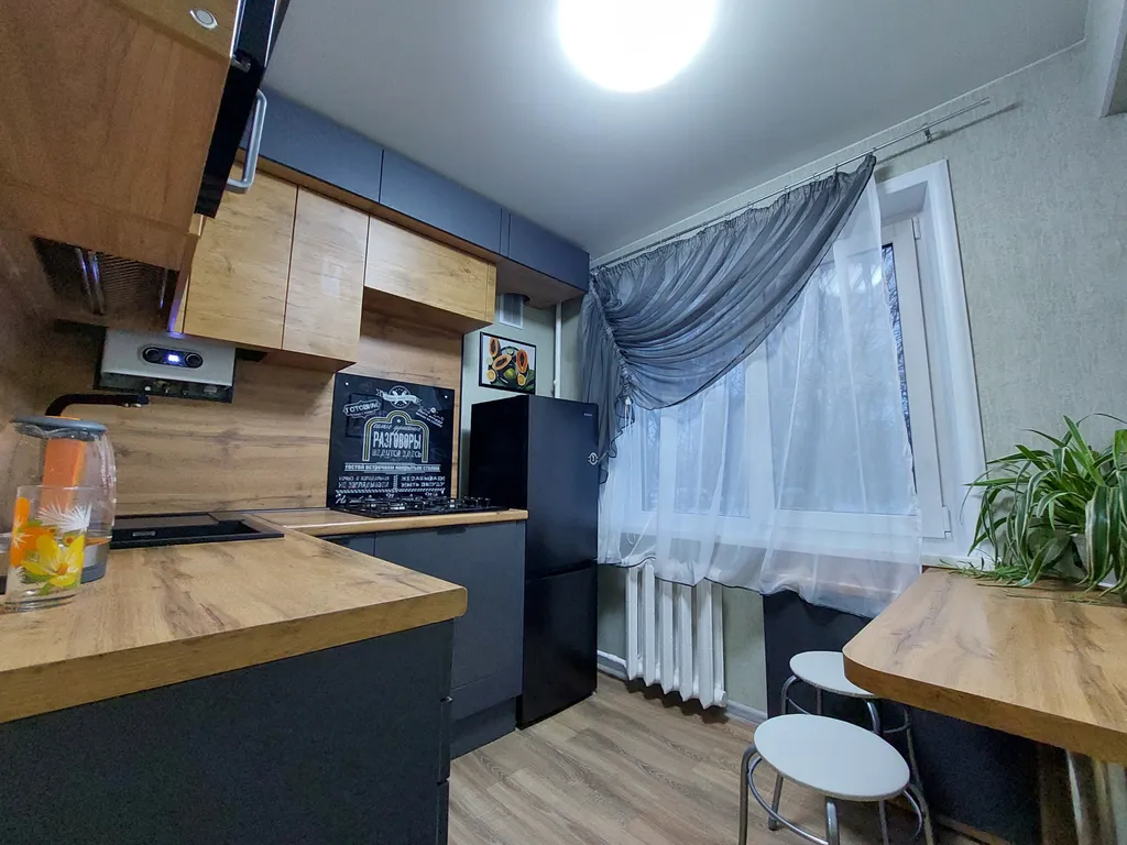 Квартира 2-комнатная Квартира — Великий Новгород