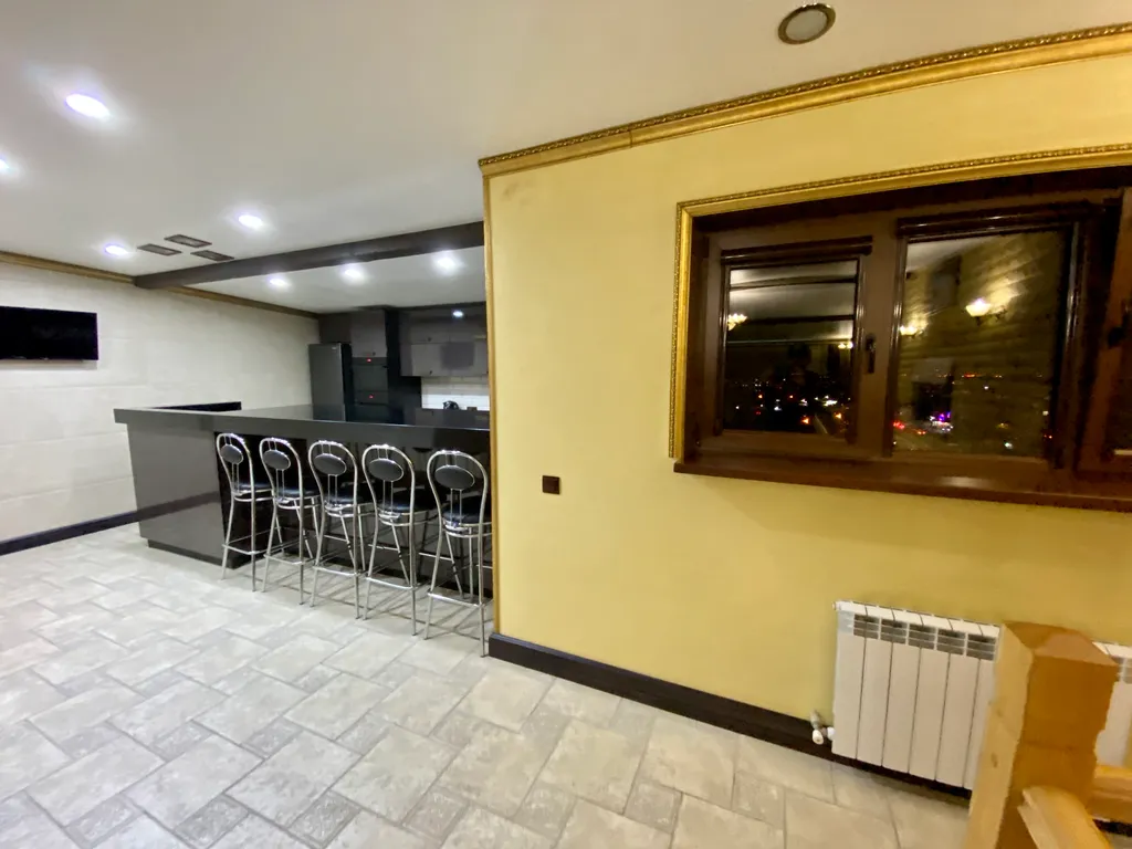 Двухуровневый пентхаус с панорамой на горы