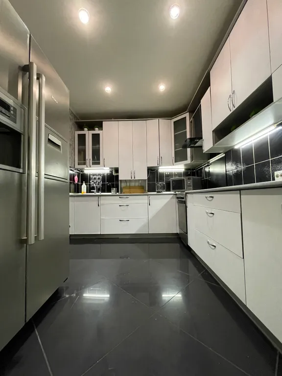 Уютный дом в черте города