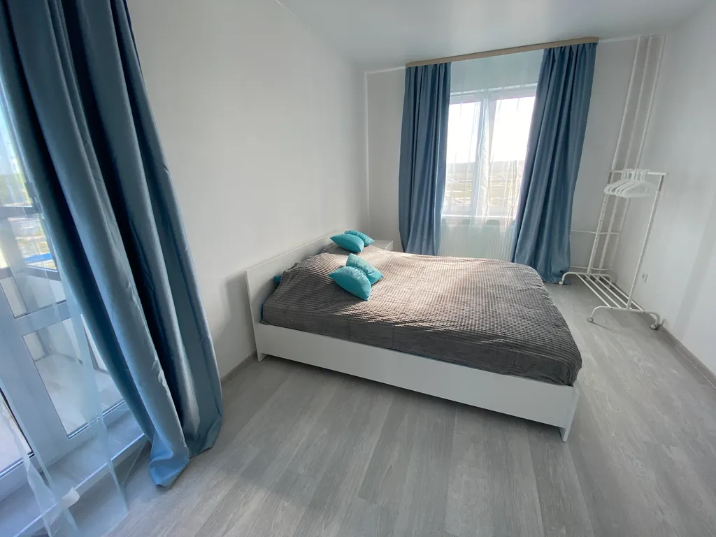 Квартира Квартира для комфортного проживания большой семьи/компании — Янино-1