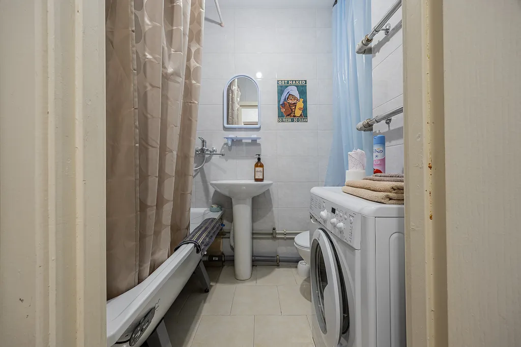 Деловые котики - яркая, веселая квартира