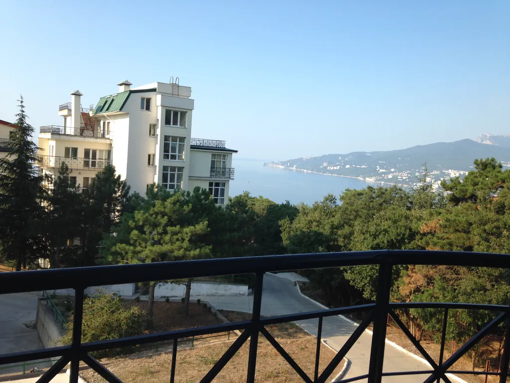 Видовые апартаменты в тихом уголке