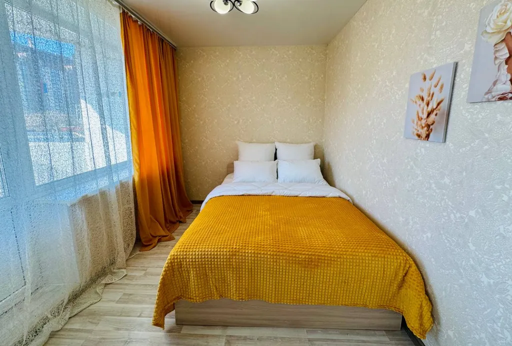 Светлая и уютная квартира — аренда посуточно в Уссурийск