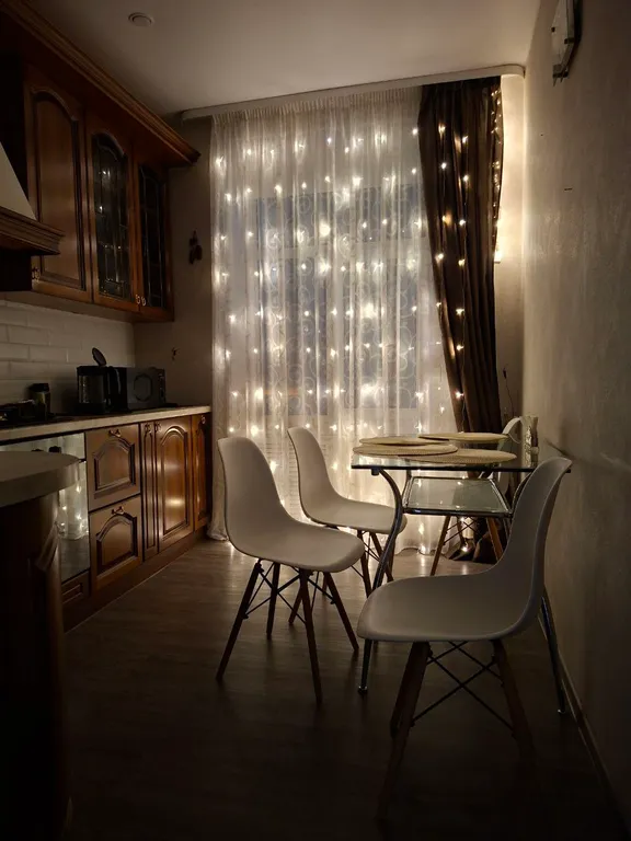 Квартира Квартира Сталинка с видом на Кремлевский парк — Великий Новгород