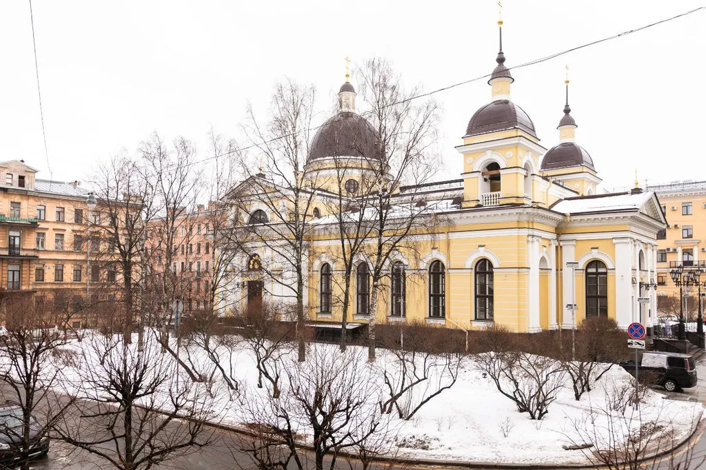 Вид на собор, шаг до Невского
