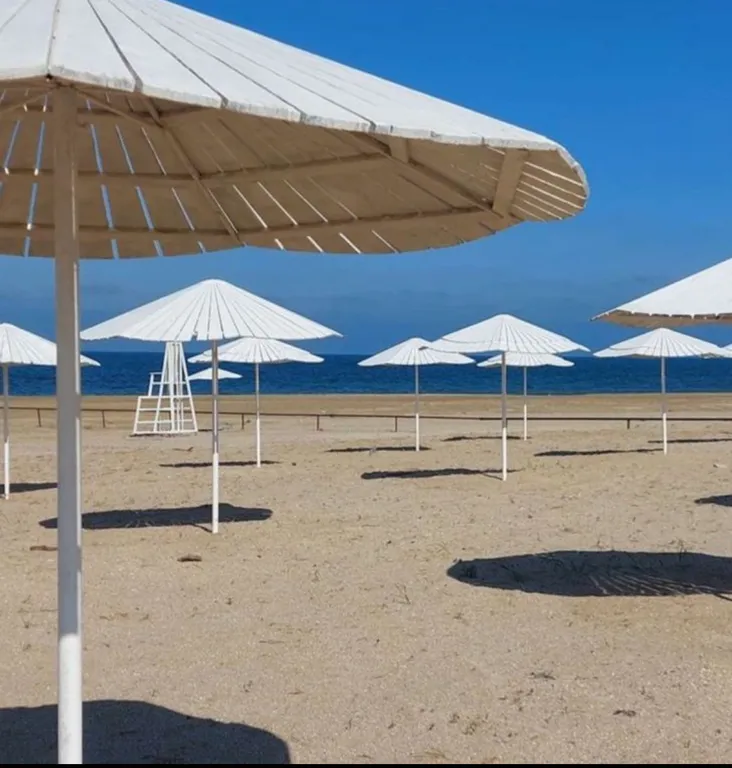 Уютная комната-студия у самого моря с бассейном, террасой и мангалом