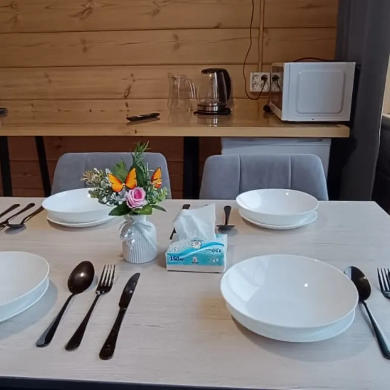 Дома для отдыха "Ипиней" С видами на домашние вулканы, город, бухту