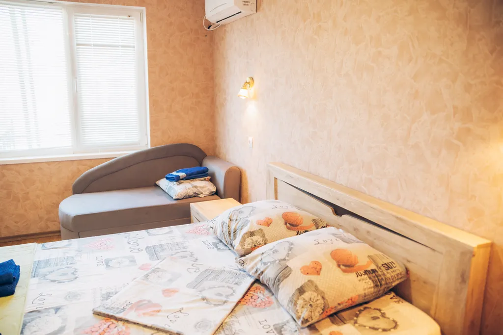 Домик на берегу Черного моря