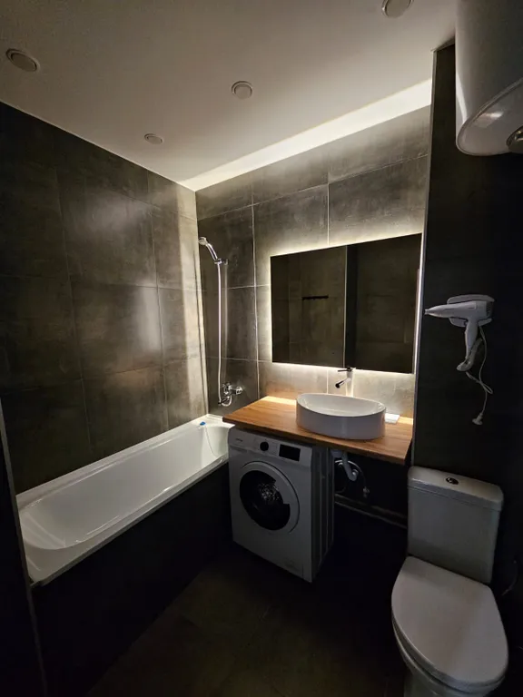 Евро двухкомнатная квартира около Меги