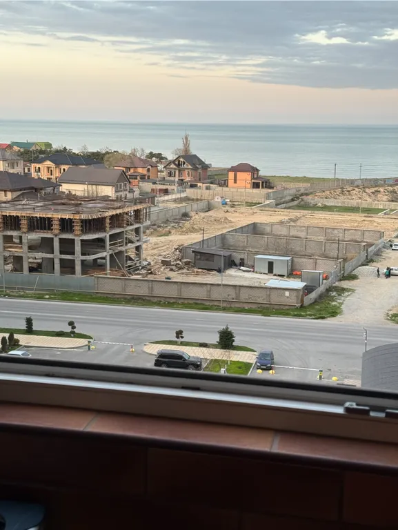 Квартира у моря первая, береговая линия с видом на море