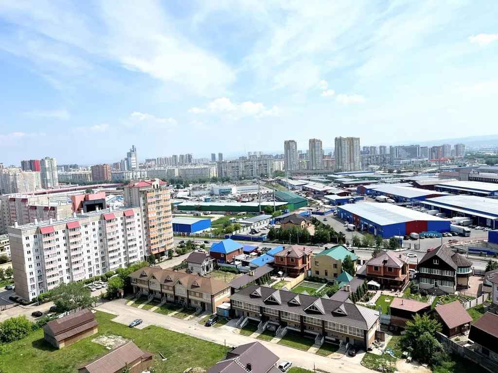 Квартира Квартира Уютная студия с панорамным видом на город — Красноярск