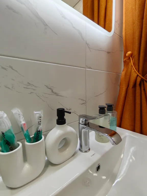 Отличная евродвушка у аэропорта и ТЦ Арена