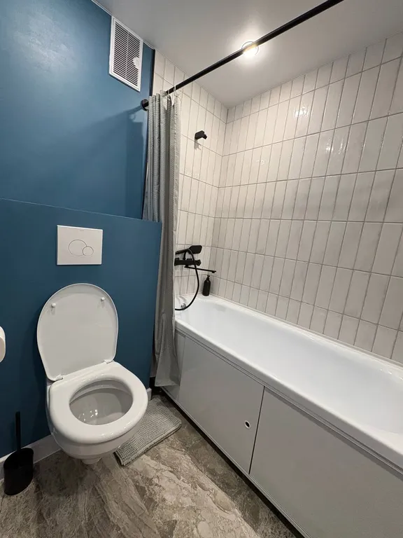 Уютная квартира с новым ремонтом в центре Смоленска