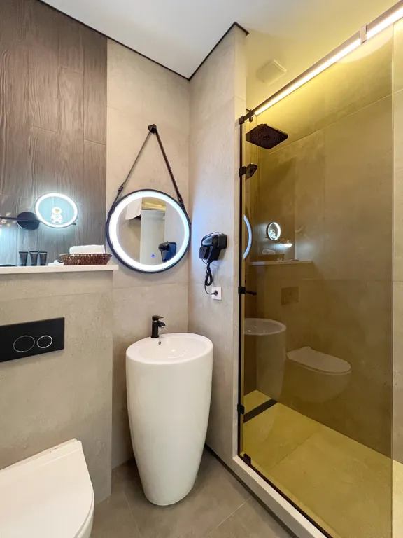 Квартира Пять новых апартаментов в ЖК R-House (100м от MEGA) — Алматы