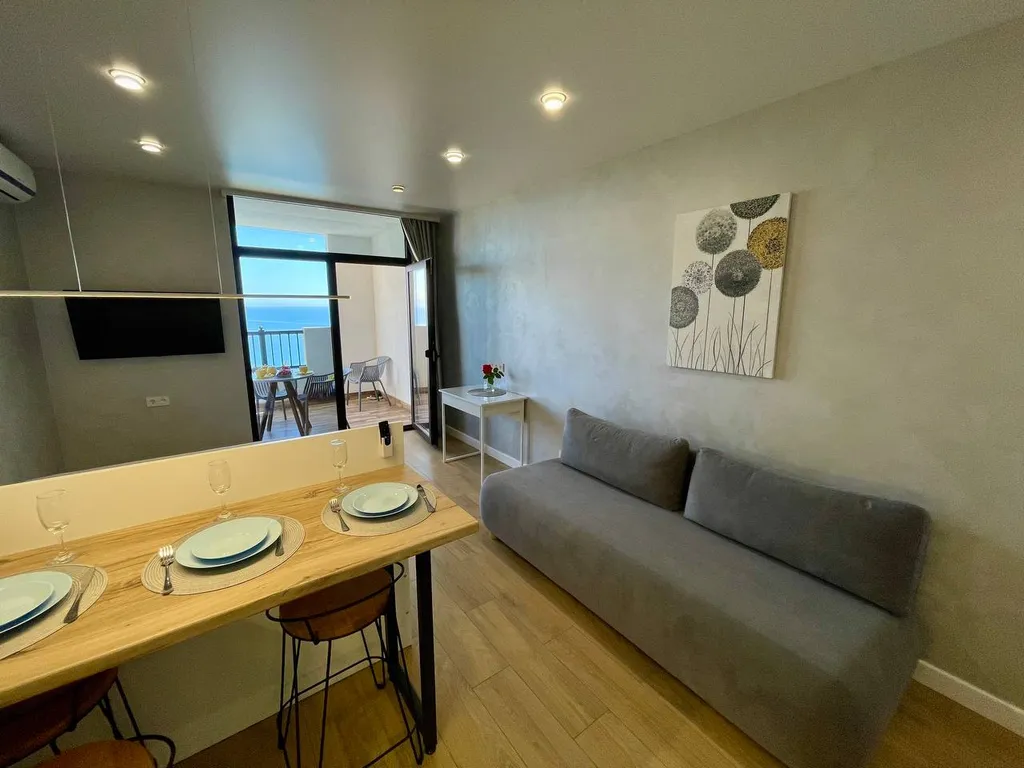 Уютная квартира с видом на море