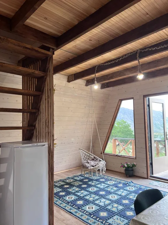 A-frame дом в уютном и тихом уголке