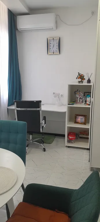 Уютная студия в центре с видом на горы