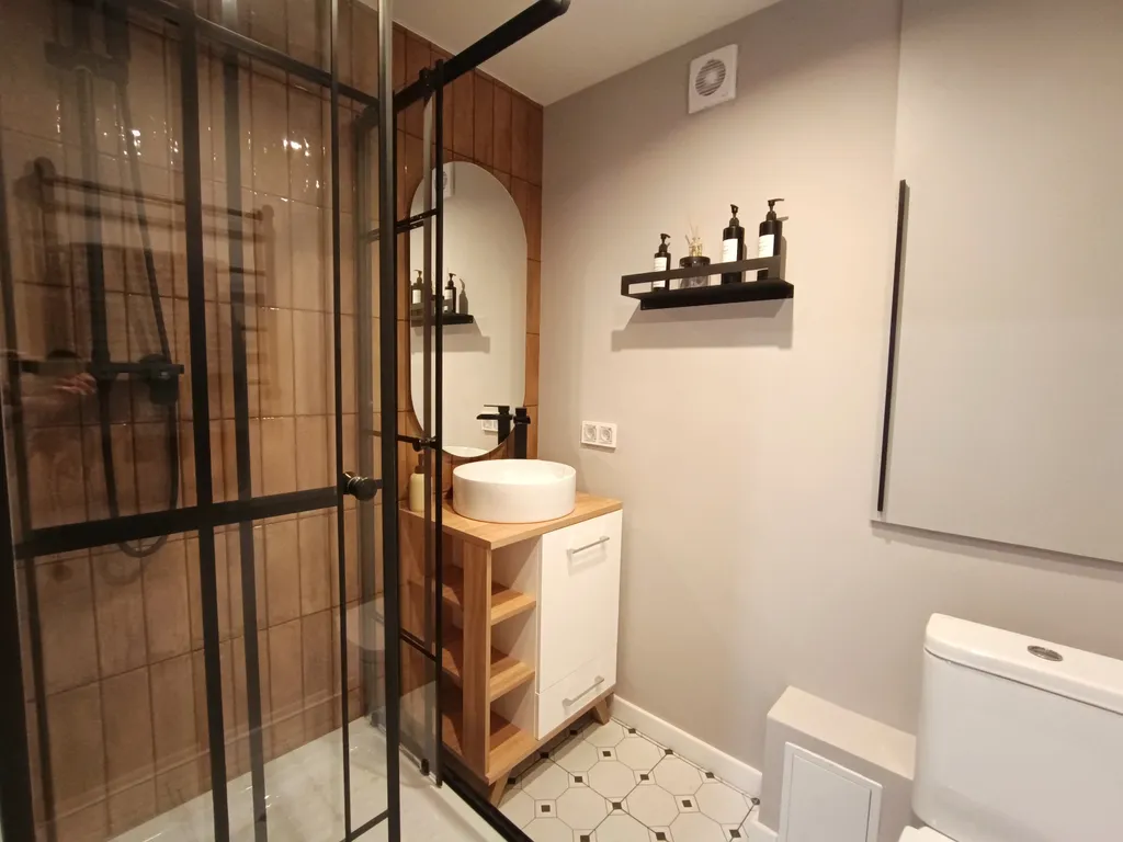 Однокомнатные Сканди апартаменты в центре города