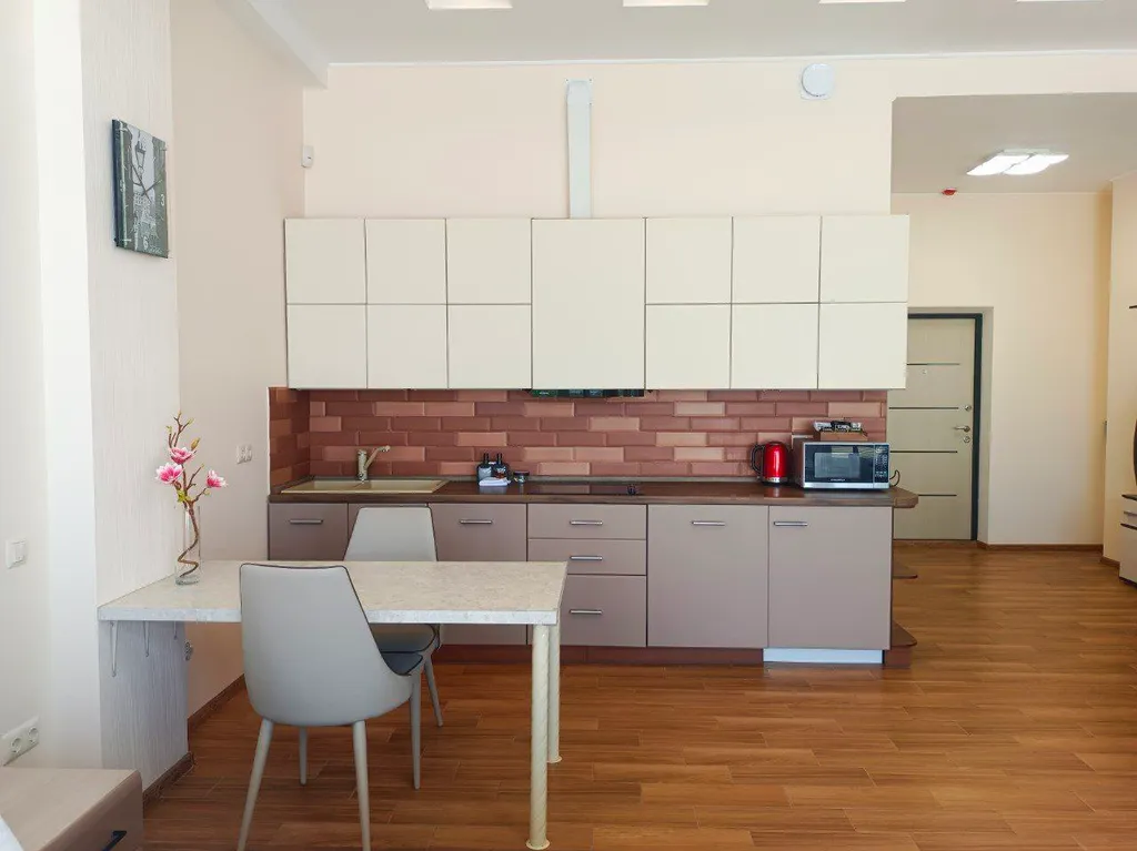 Уютная квартира-студия с видом на море