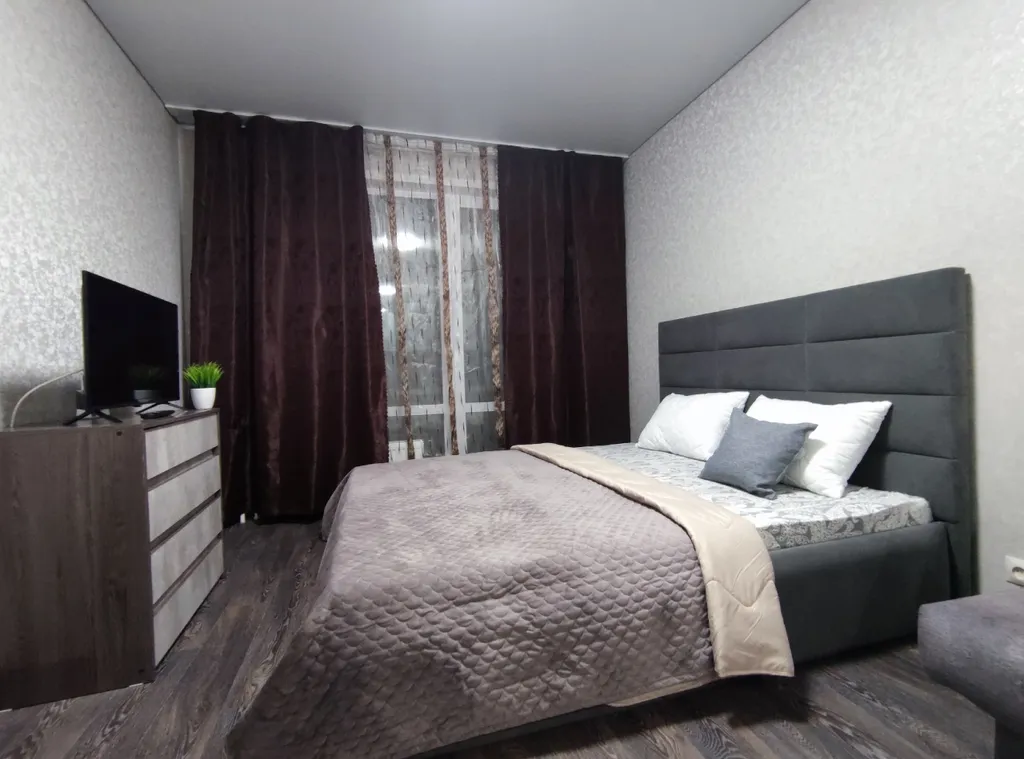 Мичурин парк, рядом лес, беседки, мангалы