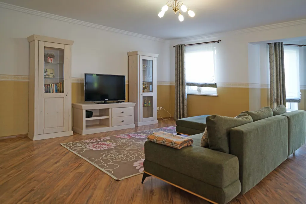 Уютный, большой дом на Славянской