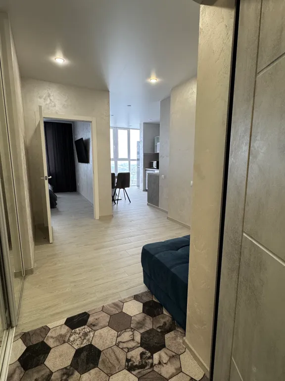 Уютная светлая квартира с видом на город