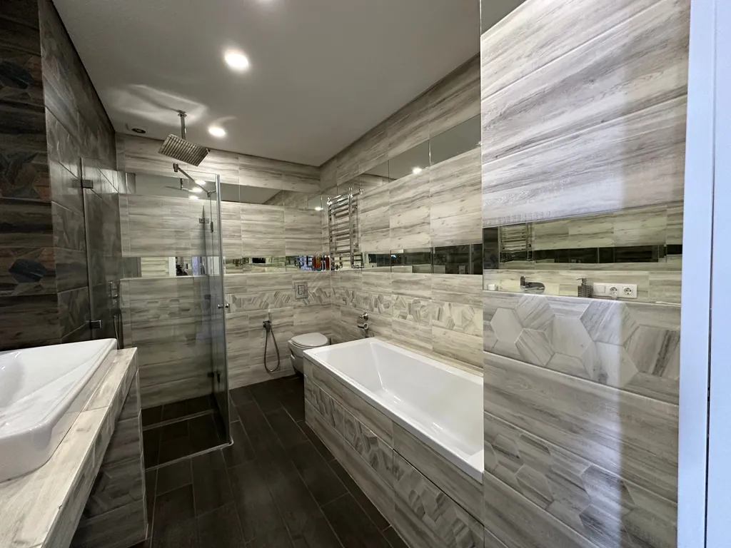 Светлая студия с дизайнерским ремонтом в самом центре