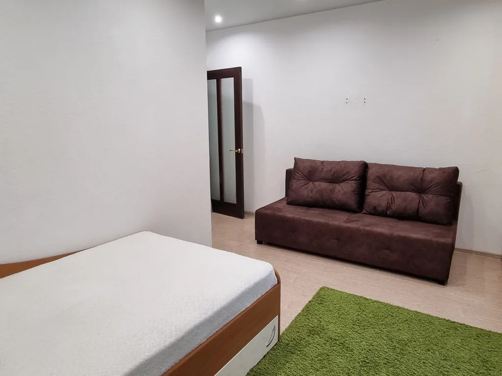 Современная 4-комн. в 10 мин пешком до МВДЦ Сибирь