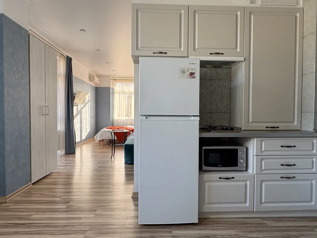 Студия с балконом