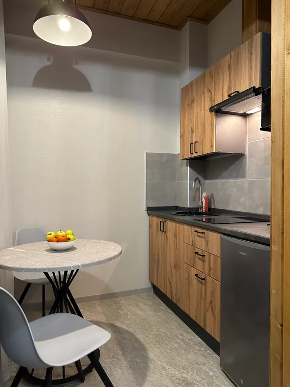 Студия с видом на озеро