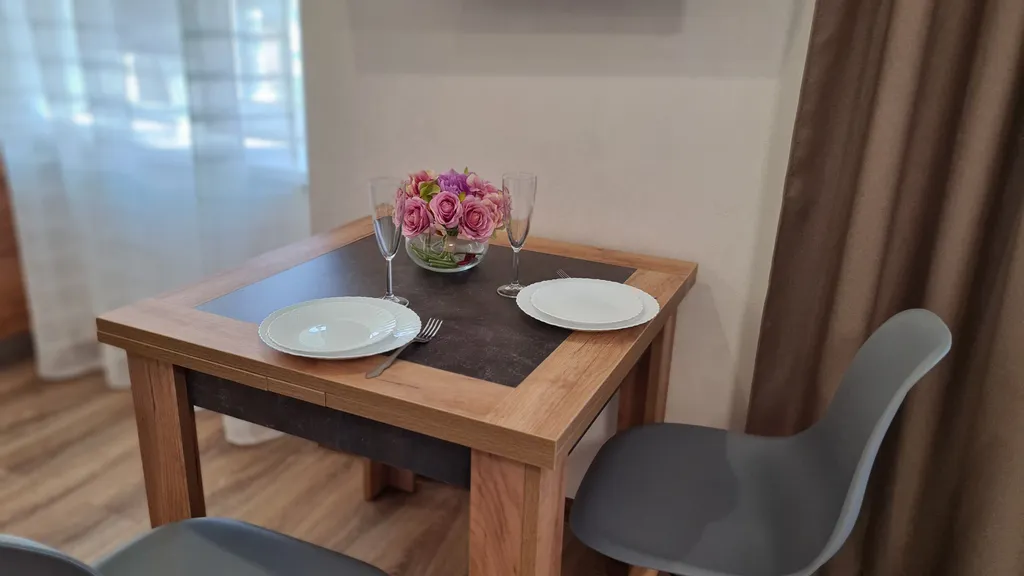 Апартаменты-студия у Ледового Дворца