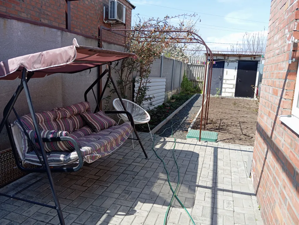 Коттедж Уютный домик в прекрасном районе — Таганрог