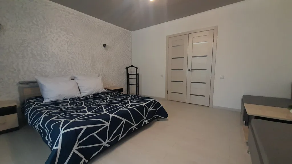 Квартира с кондиционером у гостиницы Планета