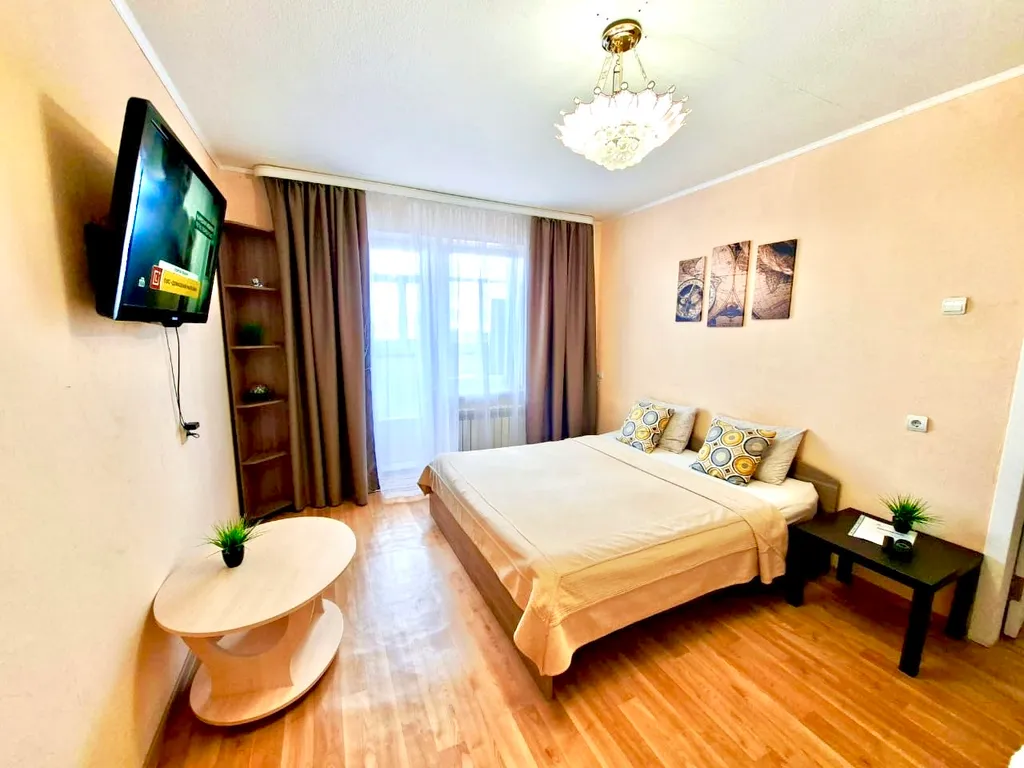 Квартира в центре с двумя кроватями — аренда посуточно в Мирный