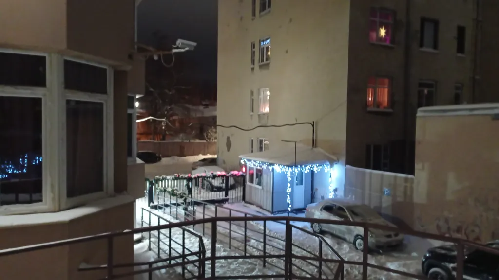 Новогодняя Квартира. Элит дом, Можно курить. Двор Эл. гирлянды. Охрана. Лифт