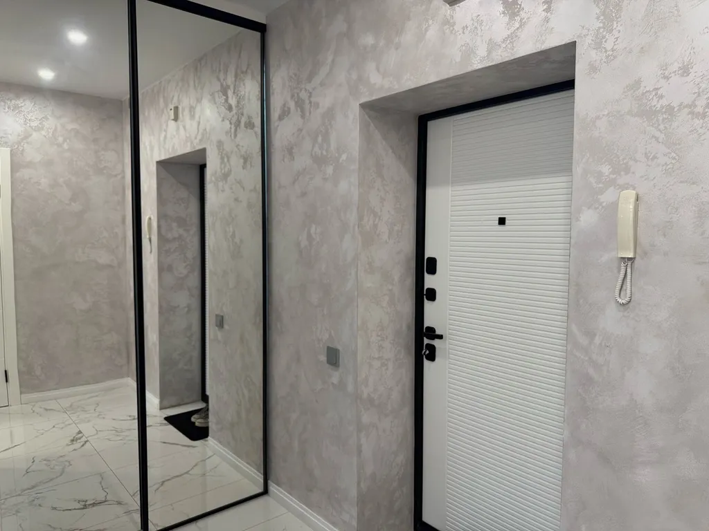 Апартаменты авроратзакрытая парковка, новый ремонт