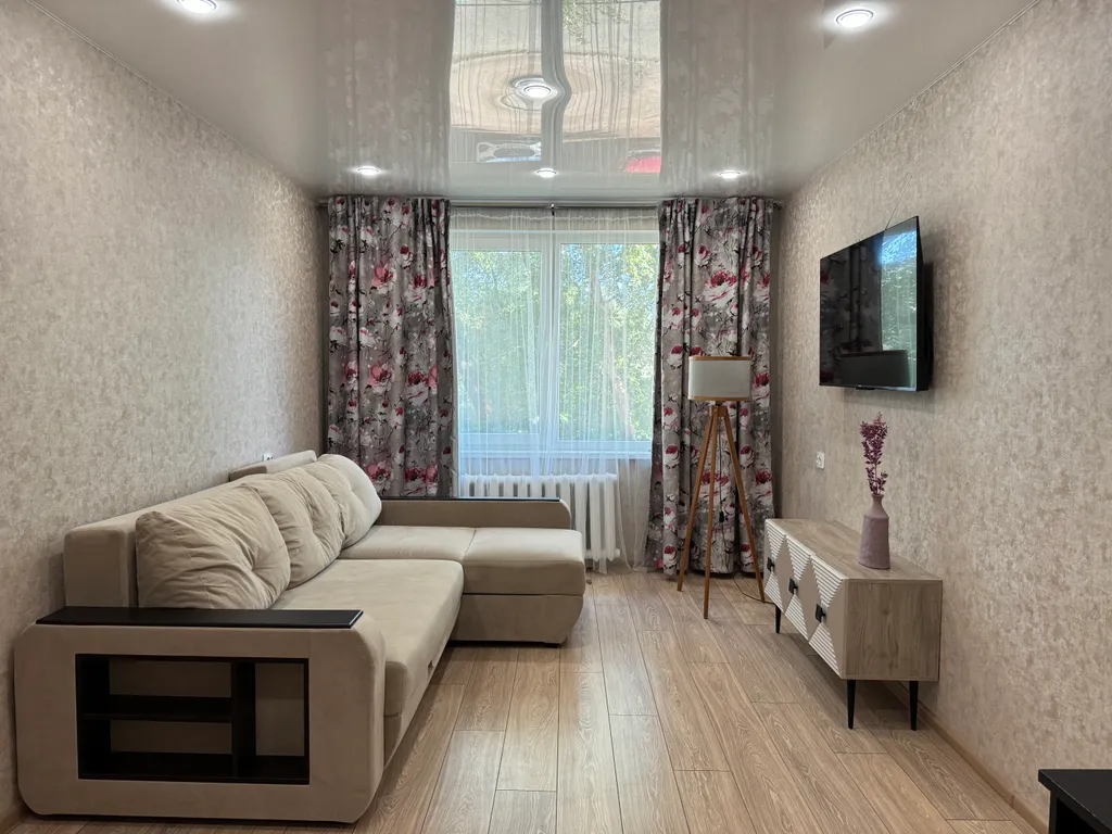 Просторная и светлая двухкомнатная квартира