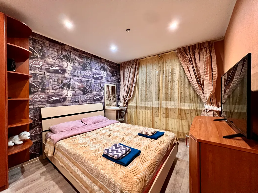 Квартира с раздельными спальнями в центре — аренда посуточно в Мурманск