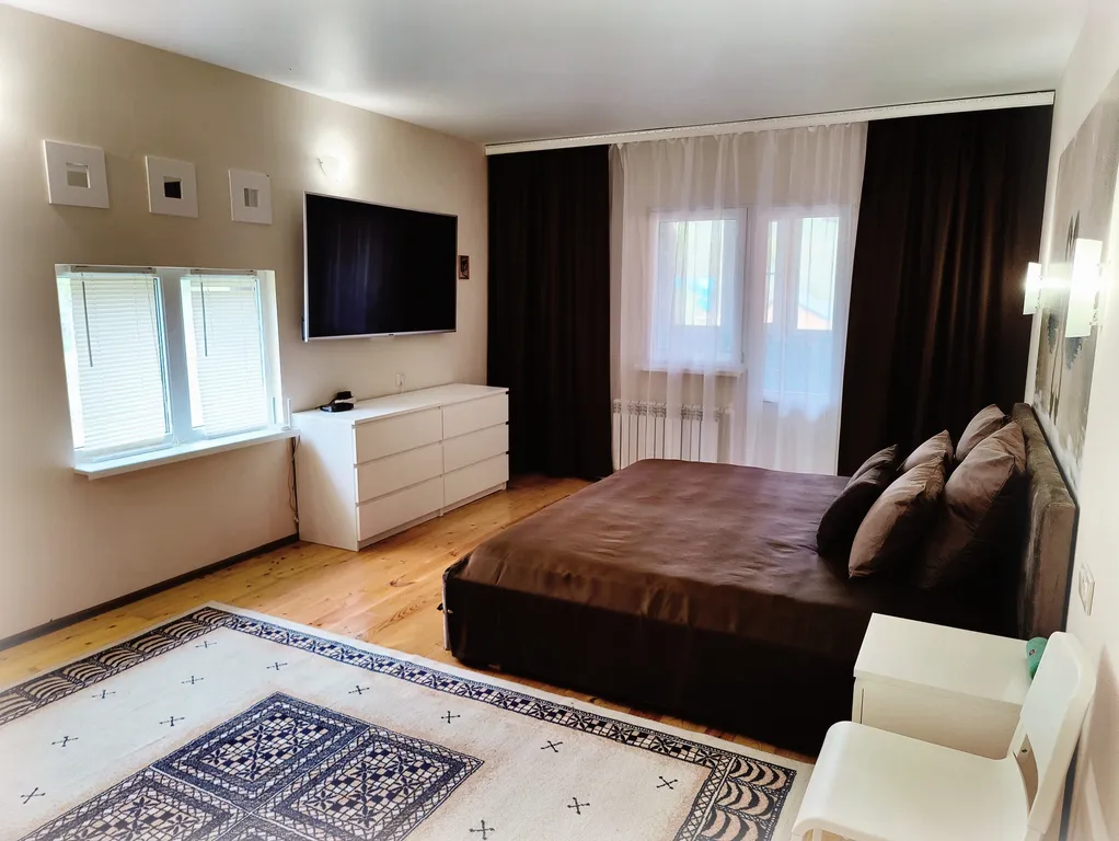 4-комнатная Квартира