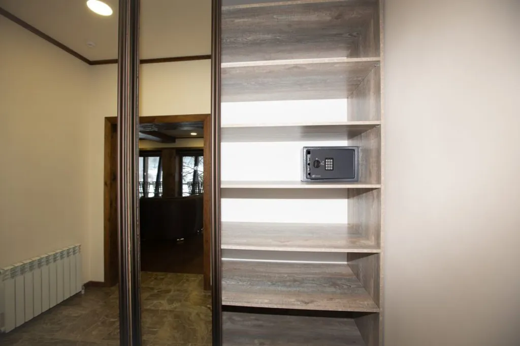 4-комнатный Дом