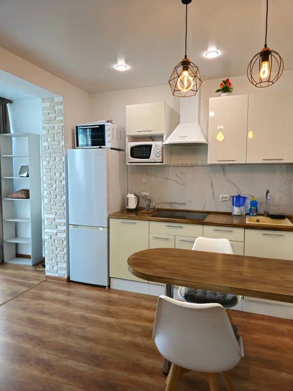 Свежая квартира-студия в Театральном — аренда посуточно в Владивосток