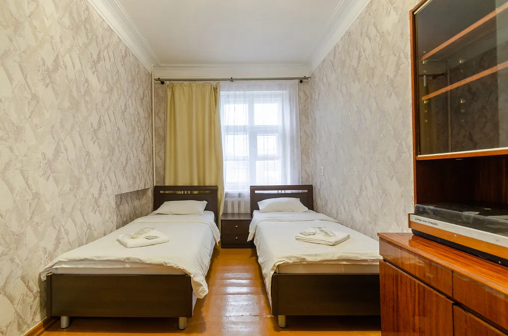 Вместительная 3ёх комнатная в центре "Рэтрёшка»