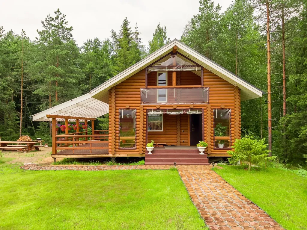 Коттедж Дом с баней и купелью — Агалатово