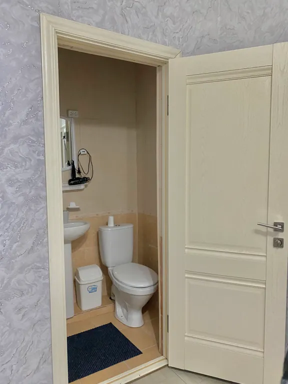 Дом в центре Адлера на набережной