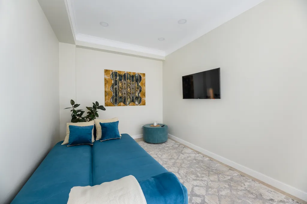 Стильная евродвушка с новым ремонтом рядом с Mega и Ботаническим садом