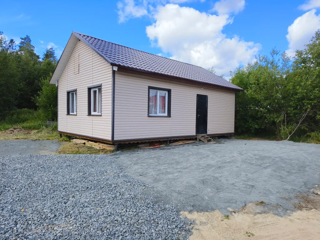 Уютный домик с сауной в тихой части города в окружении зелени