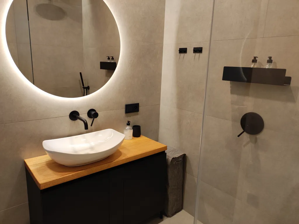 Дом в зелёной части города