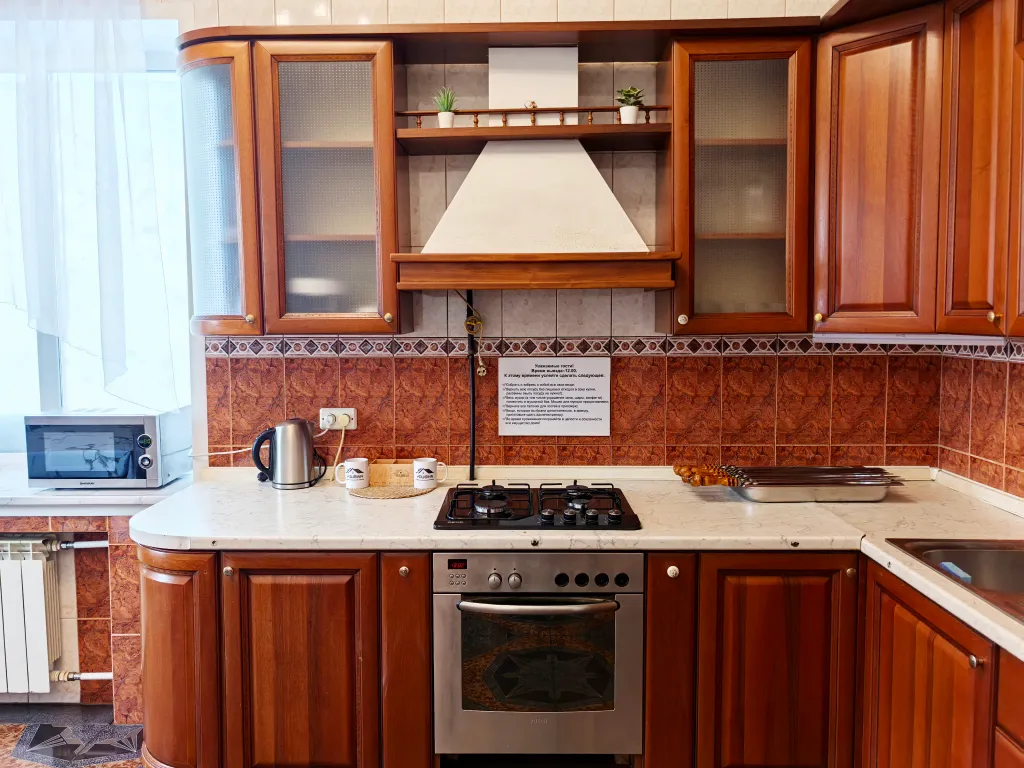 Коттедж в центре города с бассейном